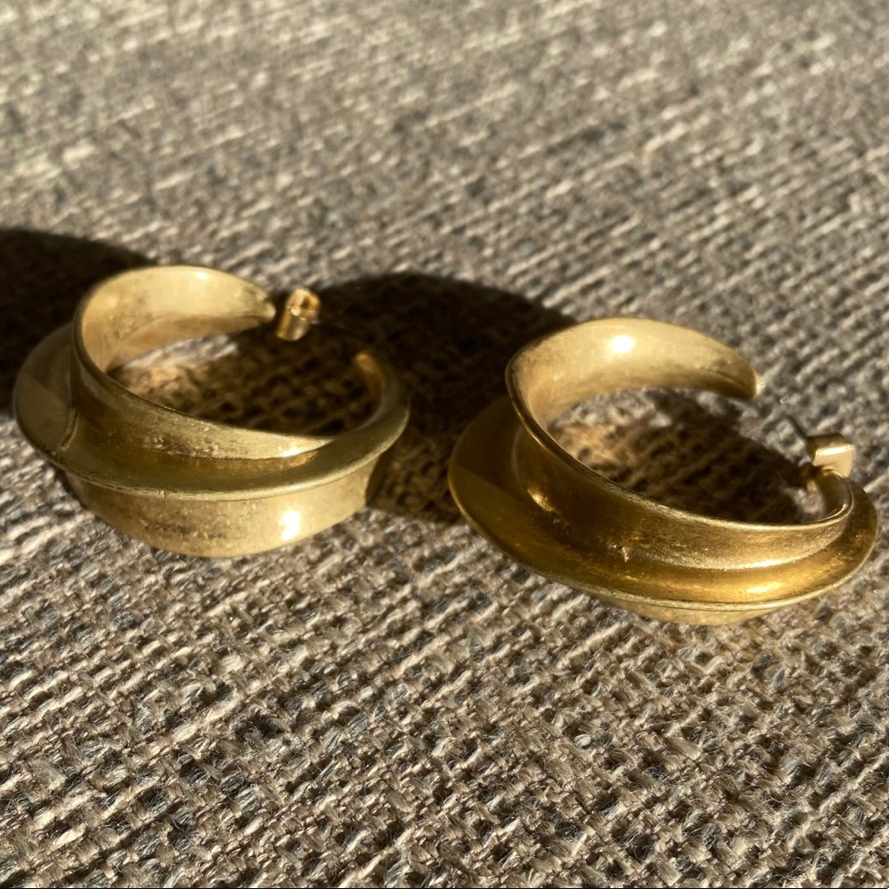 🎊3/$15 Gold Hoop Earrings